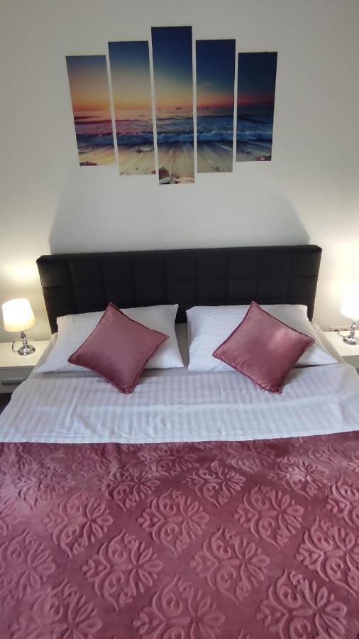 Apartman K&S Kastela Exterior photo